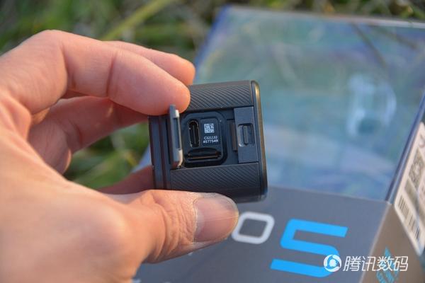 评GoPro Hero5 Black/Session 防水4K还能声控