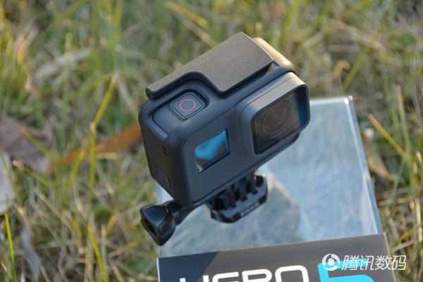 评GoPro Hero5 Black/Session 防水4K还能声控